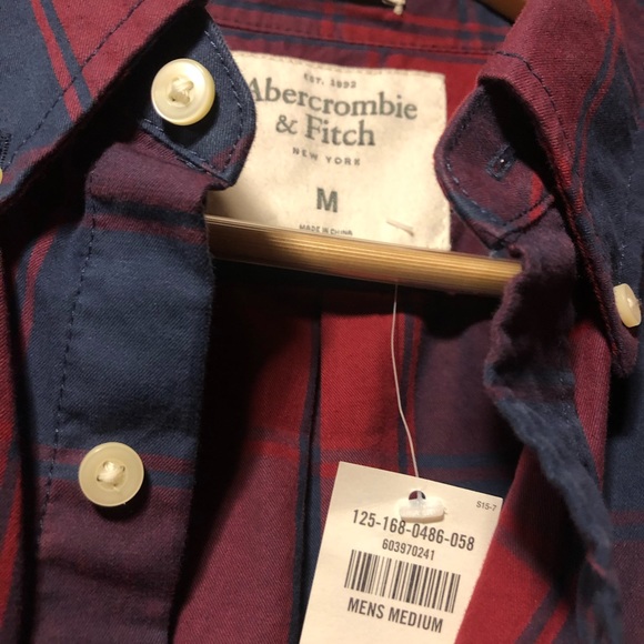 Abercrombie & Fitch men’s button up shirt. New - Picture 5 of 9